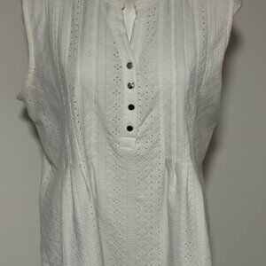 COCOMO IVORY PINTUCK TANK TOP WITH EYELETS XL